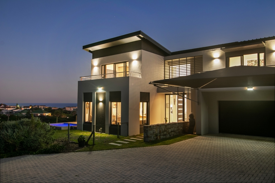 3 Bedroom Property for Sale in Myoli Beach Western Cape